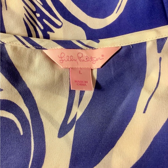 Lilly Pulitzer Blue White Malie Silk Top, Windsufer Engineered - L - Picture 4 of 7